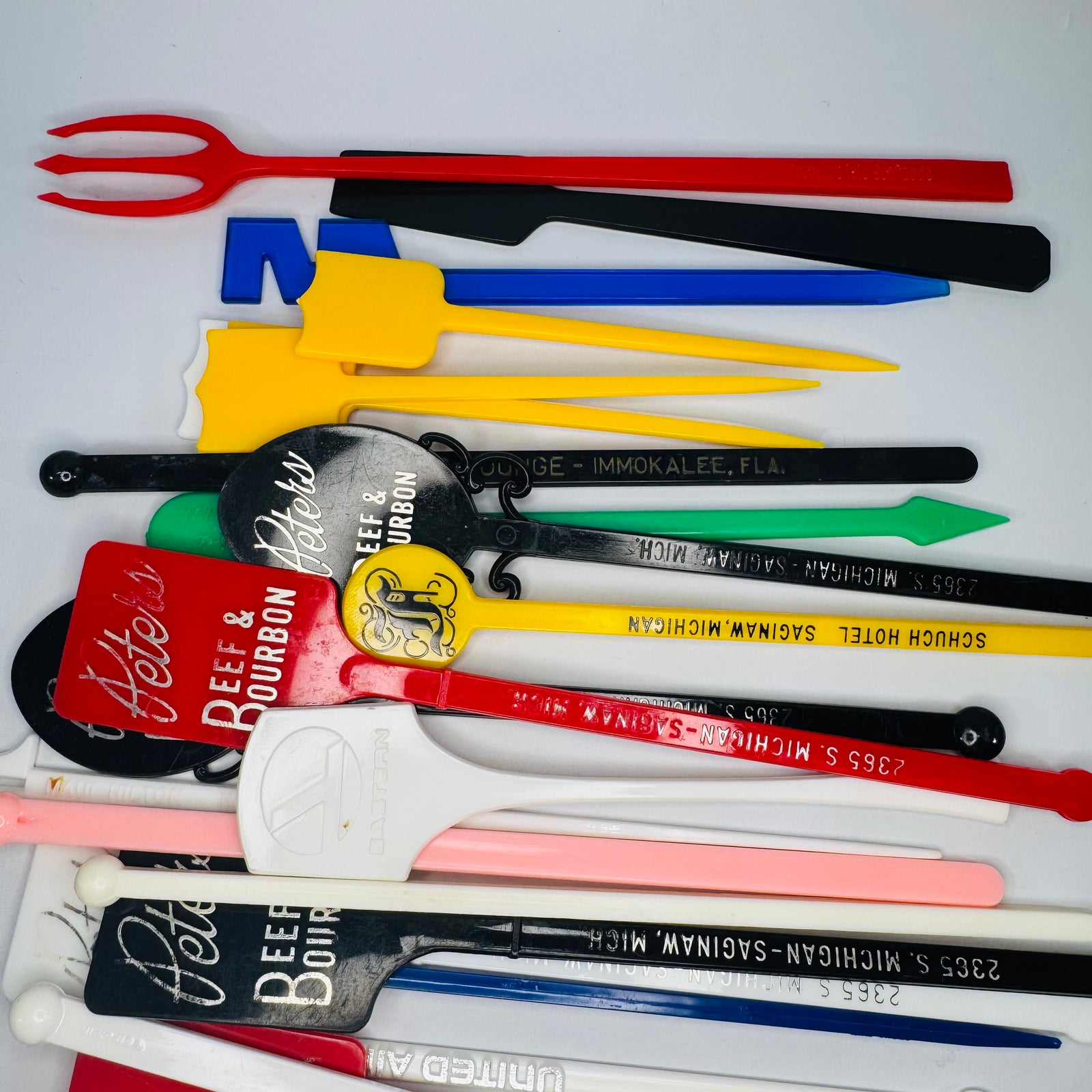 Vintage Cocktail Recipe Mixing Glass + 26 Swizzle Sticks | Mid-Century Barware