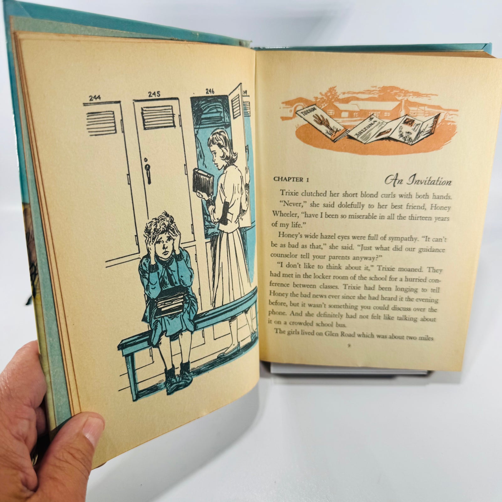 Trixie Belden and Mystery in Arizona by Julie Campbell 1958 Whitman Hardcover