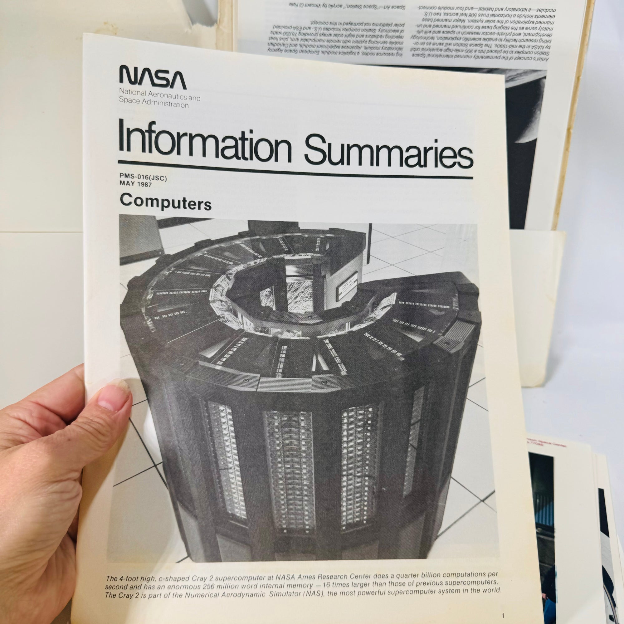 NASA Information Kit: Collection of Photos Information summaries NASA Facts Pamphlet's 1980s