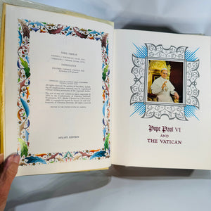 Holy Bible (New American Bible NAB) – Catholic Family Edition | Vintage