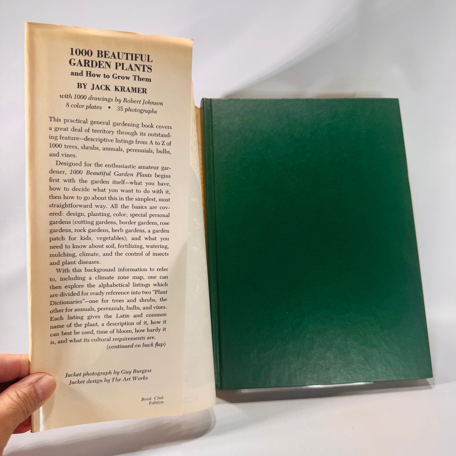 Vintage “1000 Beautiful Garden Plants and How to Grow Them” by Jack Kramer | 1976 Hardcover with Dust Jacket