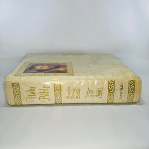 Holy Bible (New American Bible NAB) – Catholic Family Edition | Vintage
