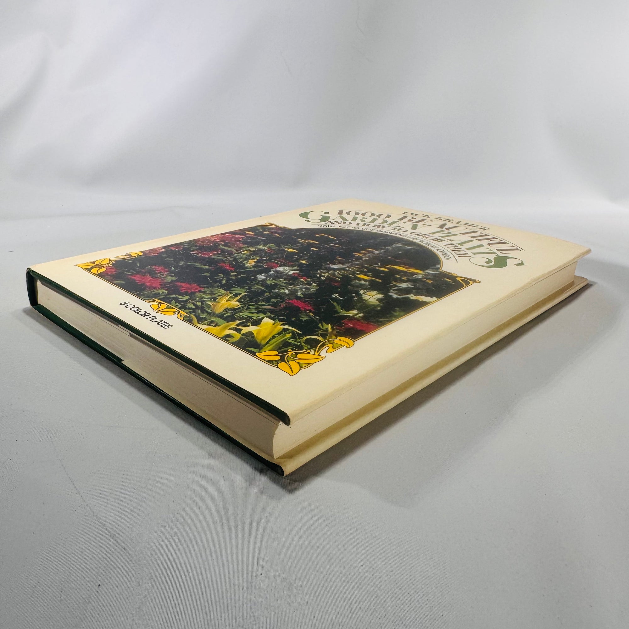 Vintage “1000 Beautiful Garden Plants and How to Grow Them” by Jack Kramer | 1976 Hardcover with Dust Jacket