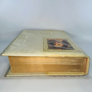 Holy Bible (New American Bible NAB) – Catholic Family Edition | Vintage