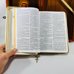 Memorial Edition Holy Bible (1958) w/ Concordance – White Zipper Cover in Wooden Presentation Box | Vintage Christian Reference
