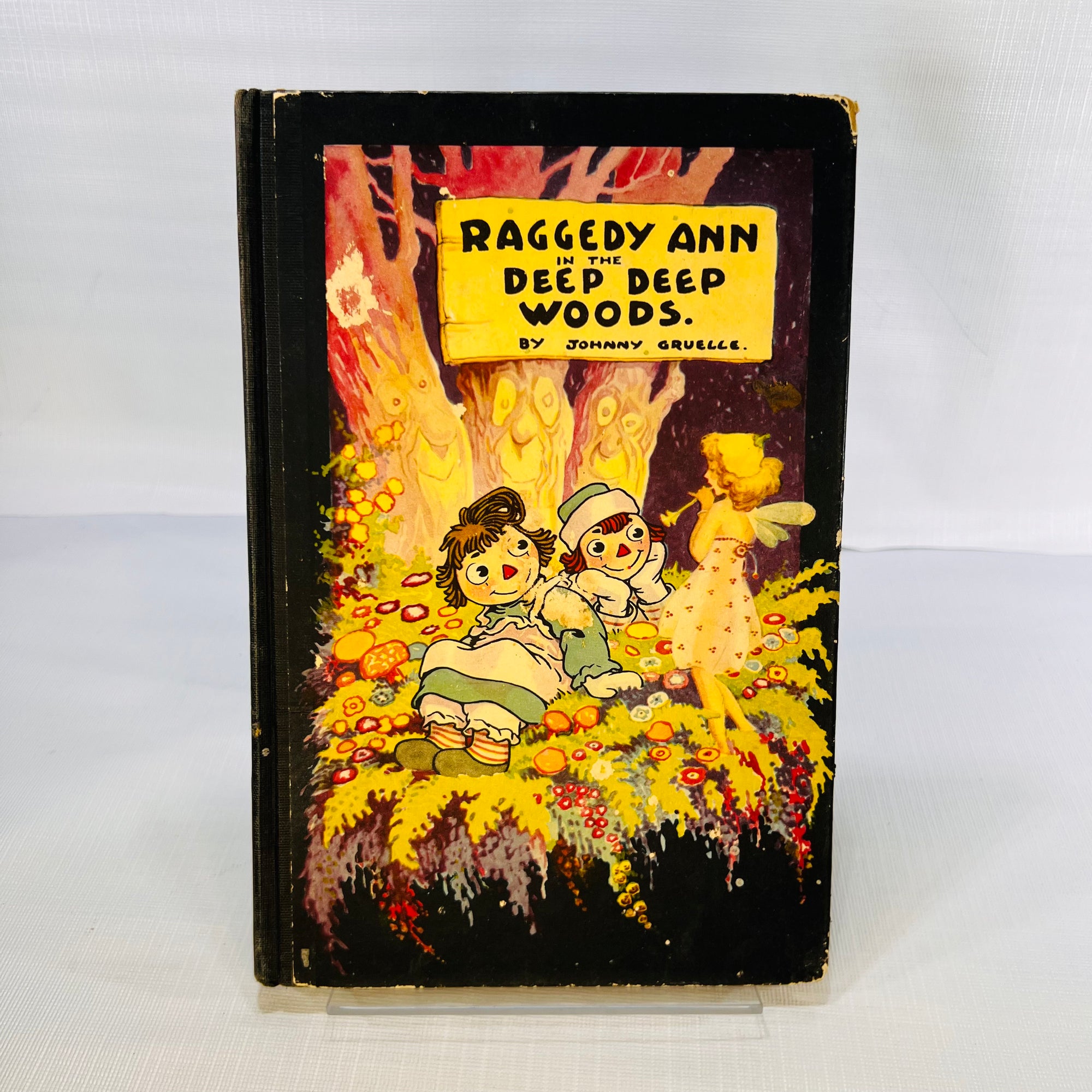 Raggedy Ann in the Deep Woods written and  illustrated by Johnny Gruelle 1930 M. A. Donohue & Company