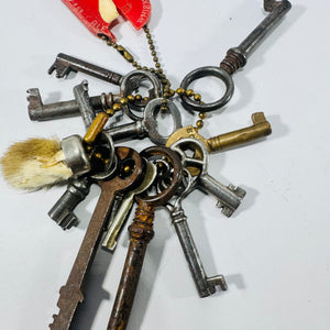 Vintage Skeleton Key Lot Rabbit Foot Seven Crown Keychain