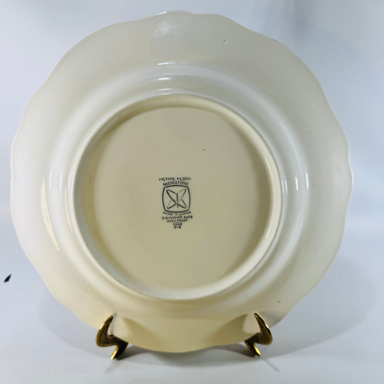 Petite Flora Ironstone 4009 Dinner Plate Japan 1970s