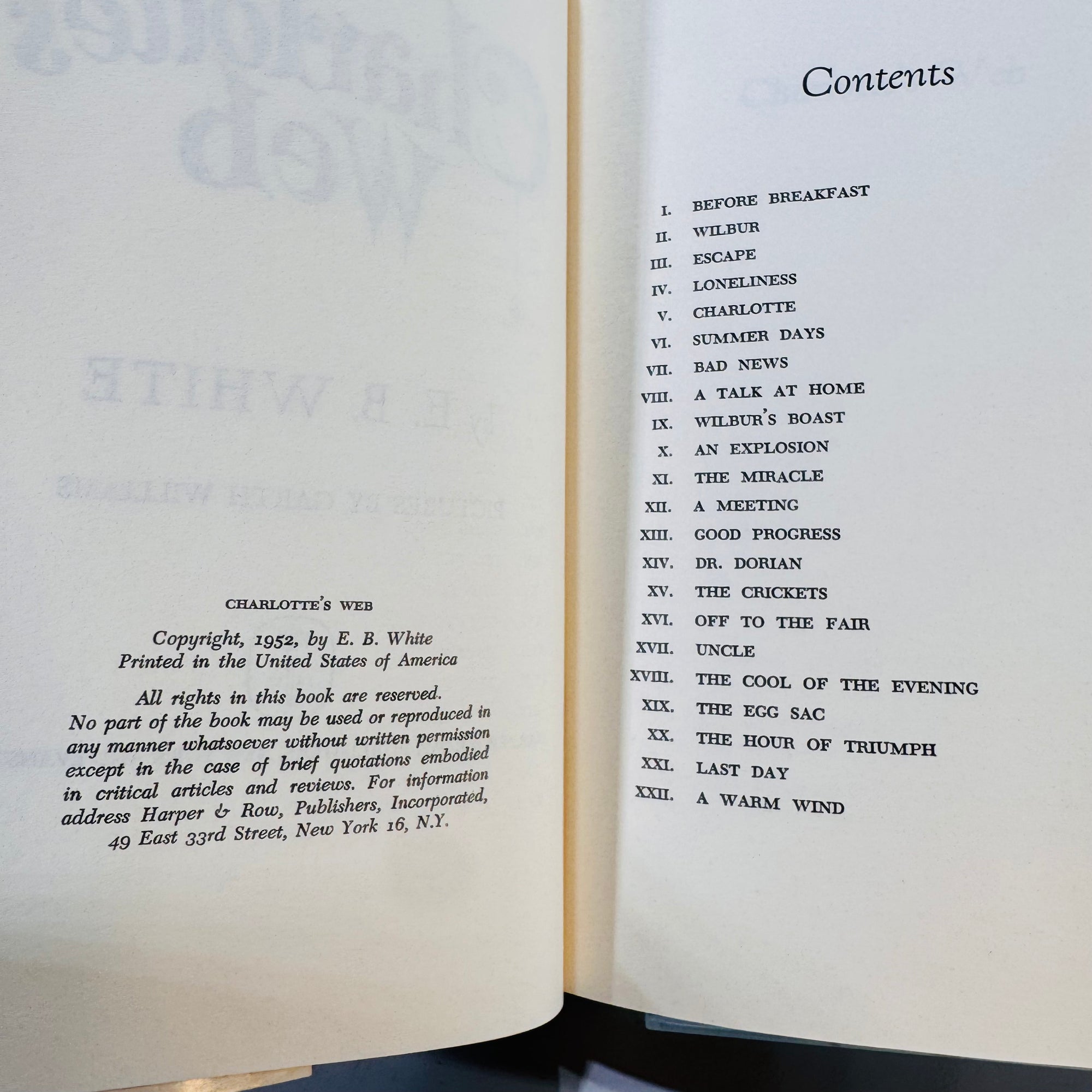 Charlotte’s Web — E. B. White, Illustrated by Garth Williams | Book Club Edition Hardcover with Dust Jacket