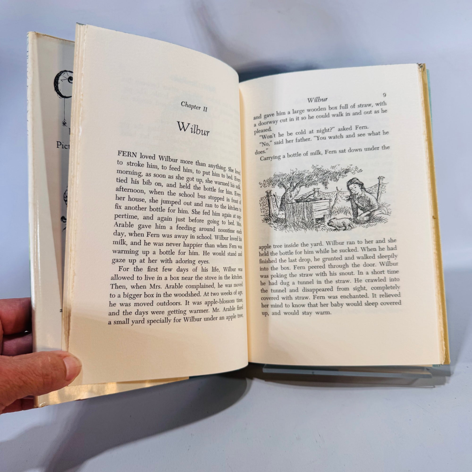 Charlotte’s Web — E. B. White, Illustrated by Garth Williams | Book Club Edition Hardcover with Dust Jacket