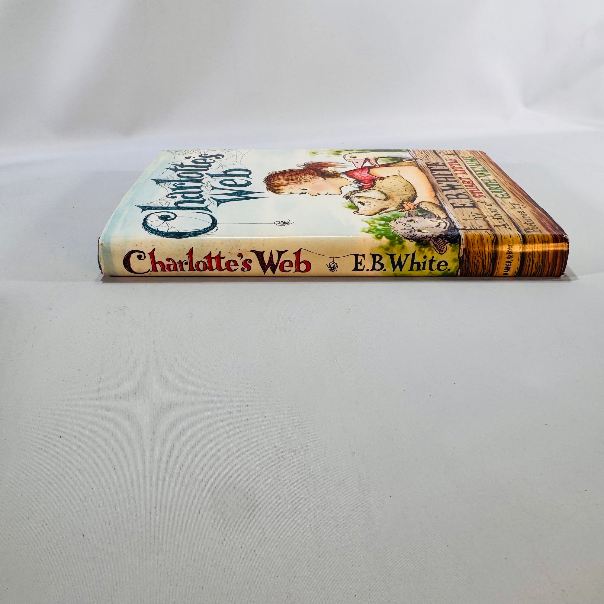 Charlotte’s Web — E. B. White, Illustrated by Garth Williams | Book Club Edition Hardcover with Dust Jacket
