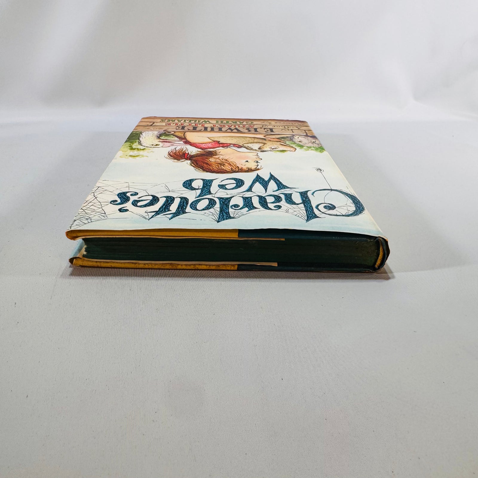 Charlotte’s Web — E. B. White, Illustrated by Garth Williams | Book Club Edition Hardcover with Dust Jacket
