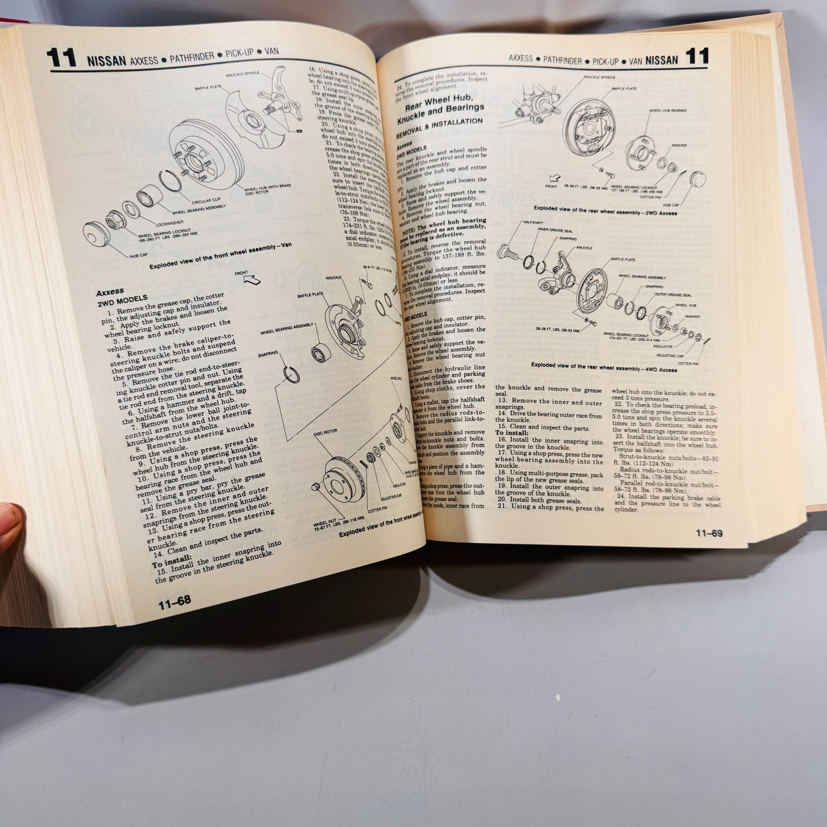 Automotive Repair Manual — Chilton’s Truck and Van Repair Manual 1986–90 (coverage 1986–90) — Chilton Book Company | Part No. 7902, Automotive Repair