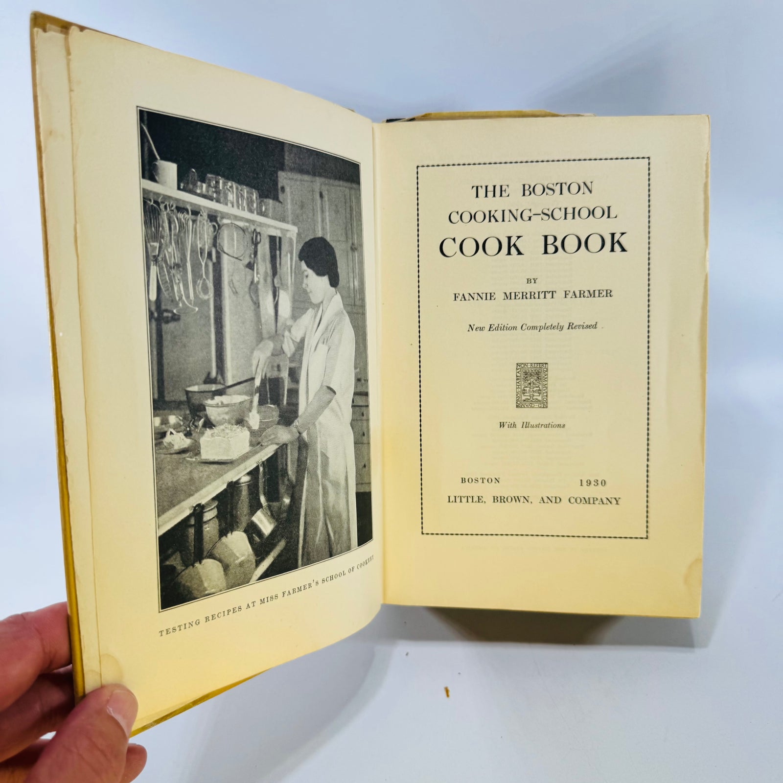 Boston Cooking School Cook Book Fannie Farmer 1930 with Recipes