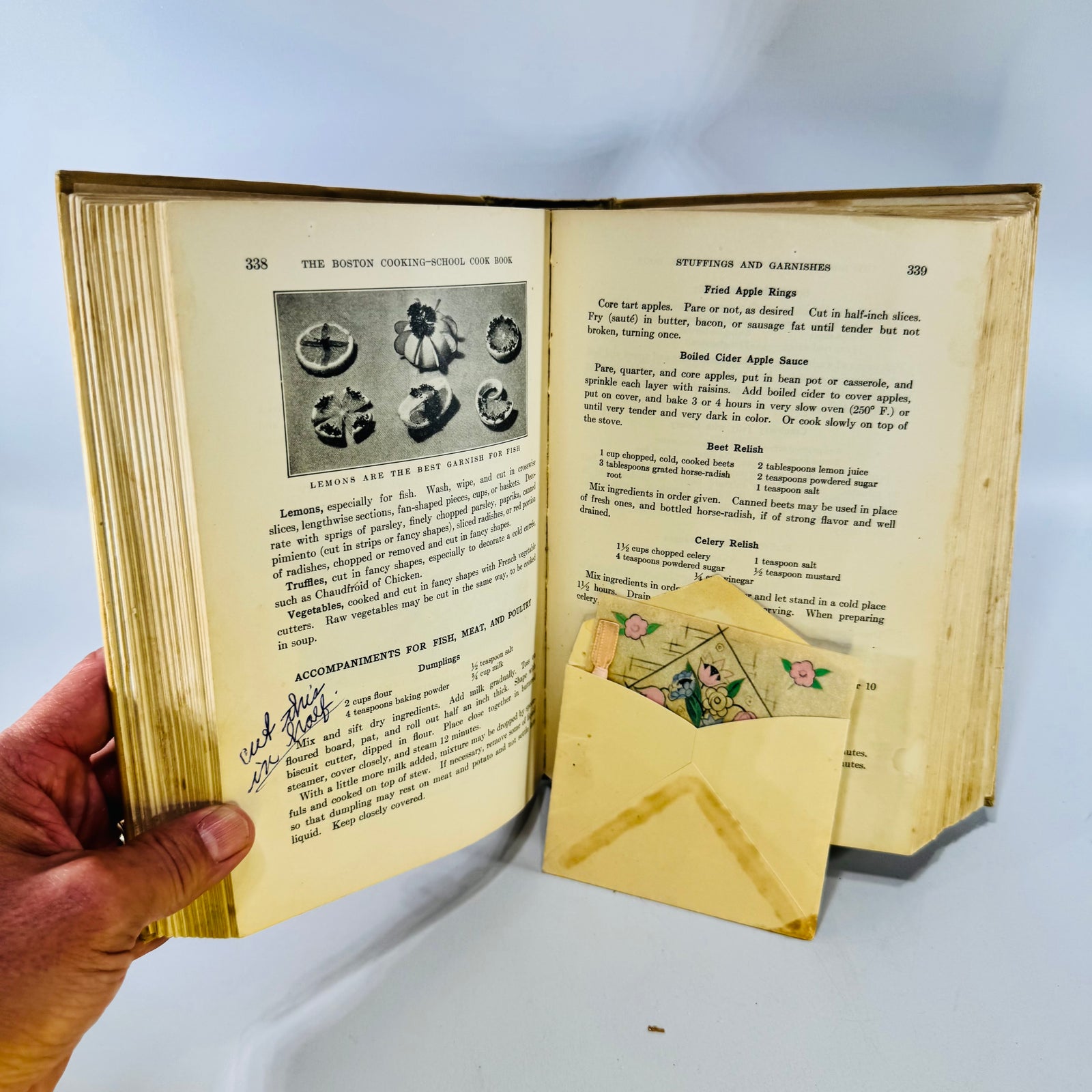 Boston Cooking School Cook Book Fannie Farmer 1930 with Recipes