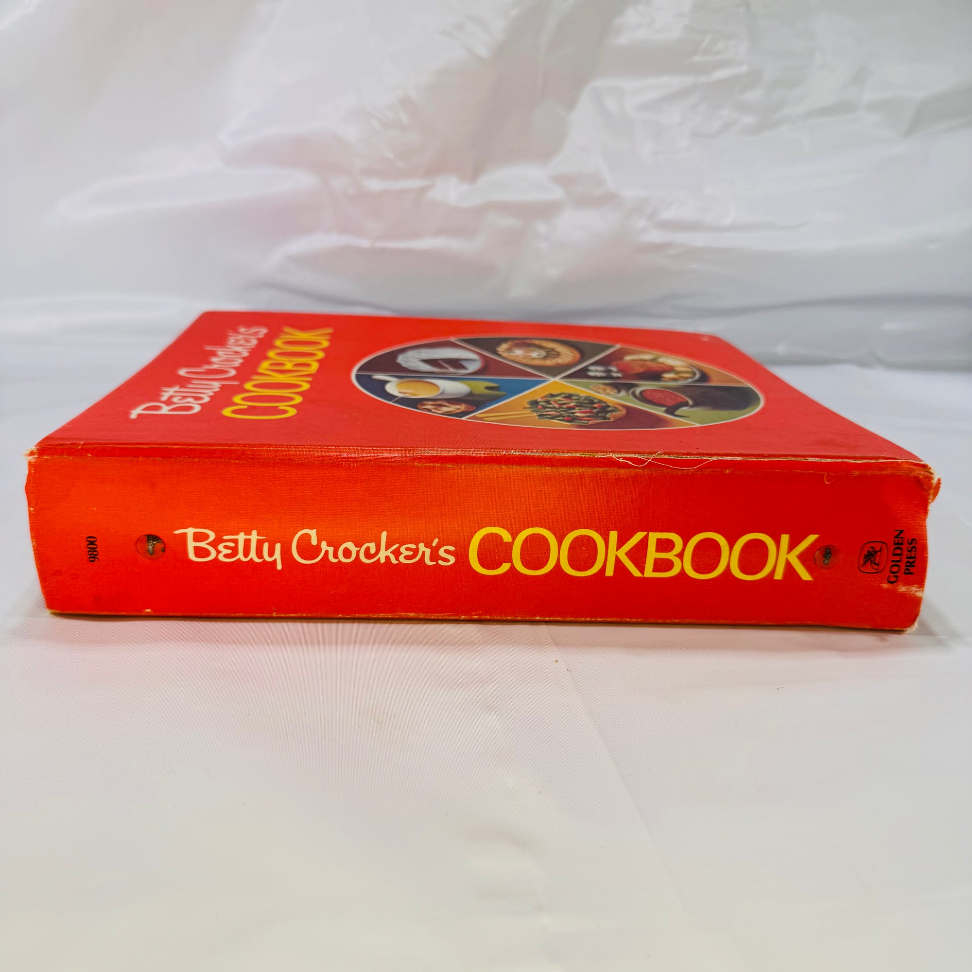 Betty Crocker's Cook Book 1969 5 Ring Binder Version as Found