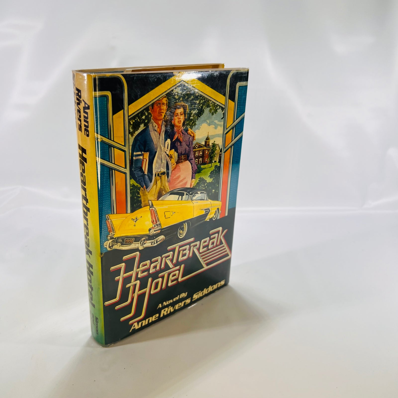 Heartbreak Hotel a novel by Anne Rivers Siddons 1976 Simon & Schuster