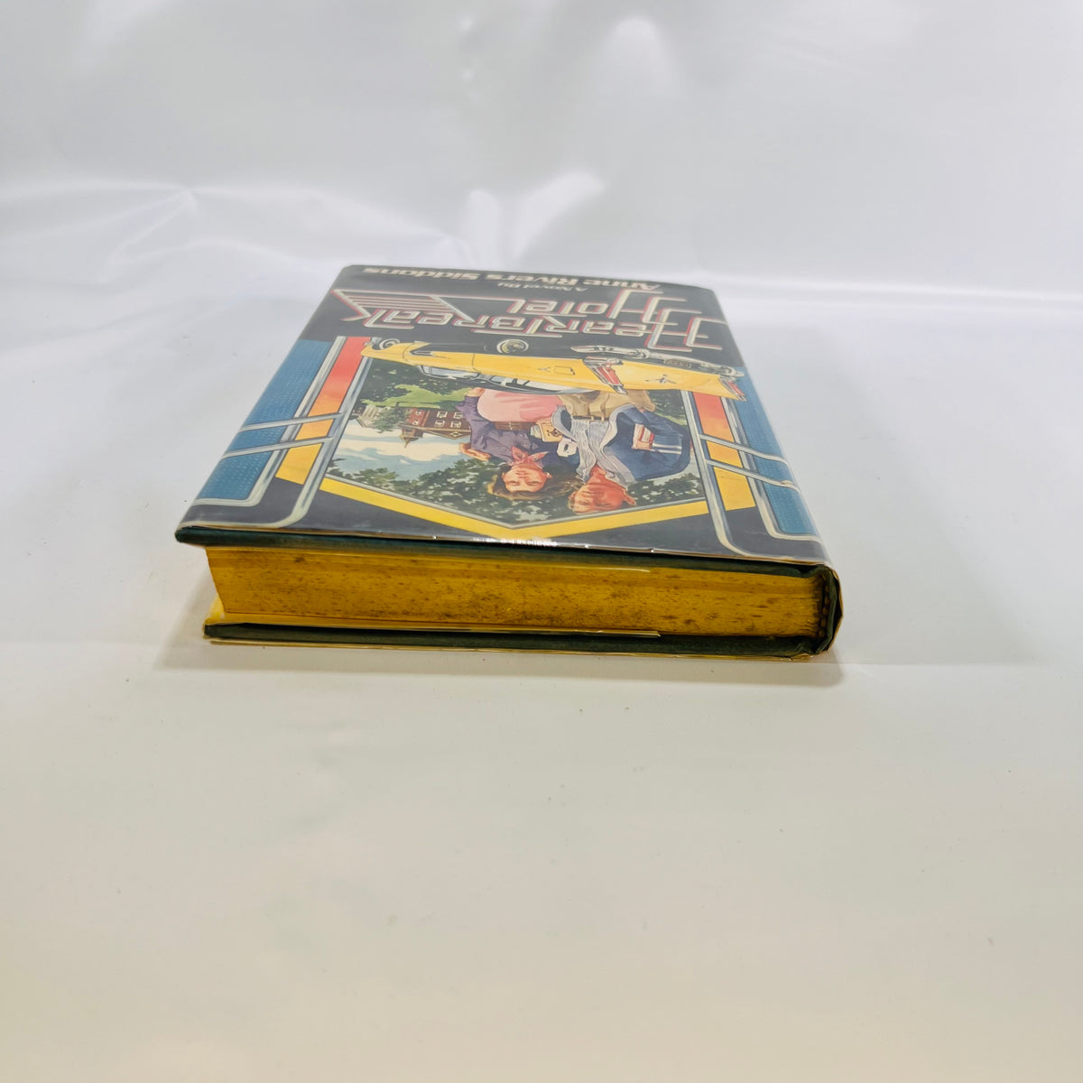Heartbreak Hotel a novel by Anne Rivers Siddons 1976 Simon & Schuster
