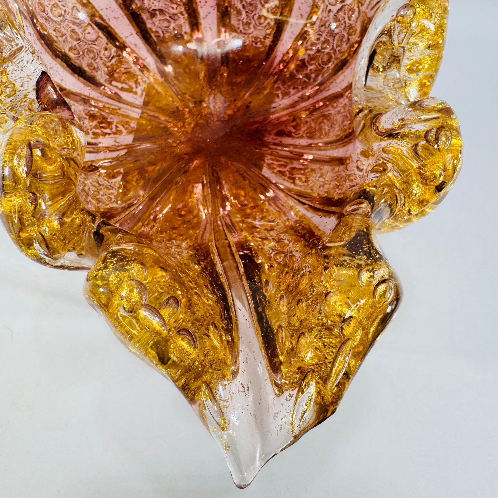Murano Style Gold Fleck Pink Art Glass Leaf Bowl Ashtray