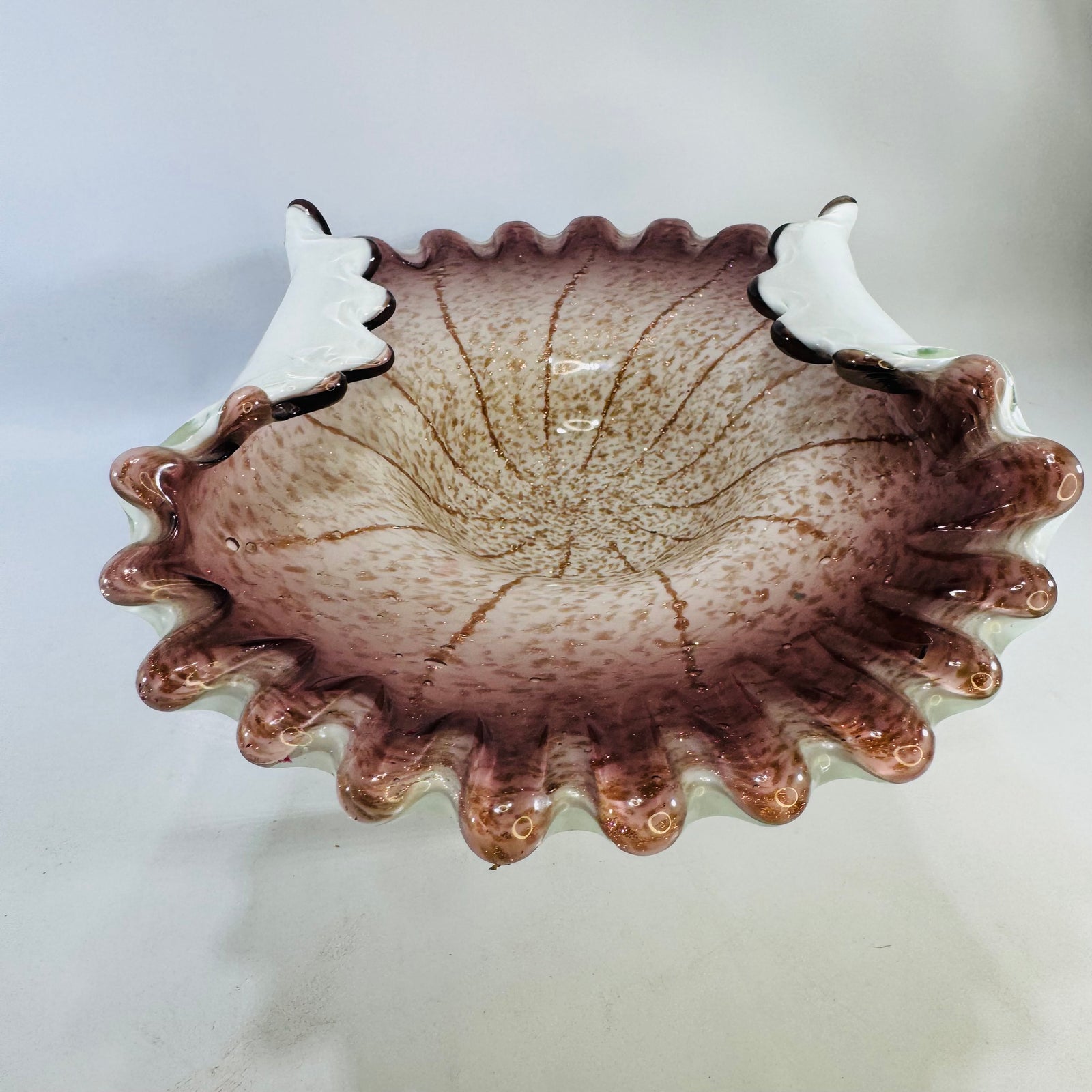 Italian Murano Art Glass Amethyst Aventurine Ruffled Bowl