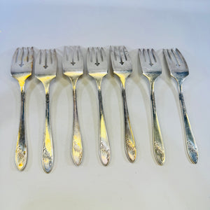 Oneida Community Queen Bess II Salad Forks 1946 Tudor Plate Set of 7
