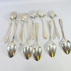 Oneida Community Queen Bess II 11 Teaspoon Lot 1946 Tudor Plate Silverplate
