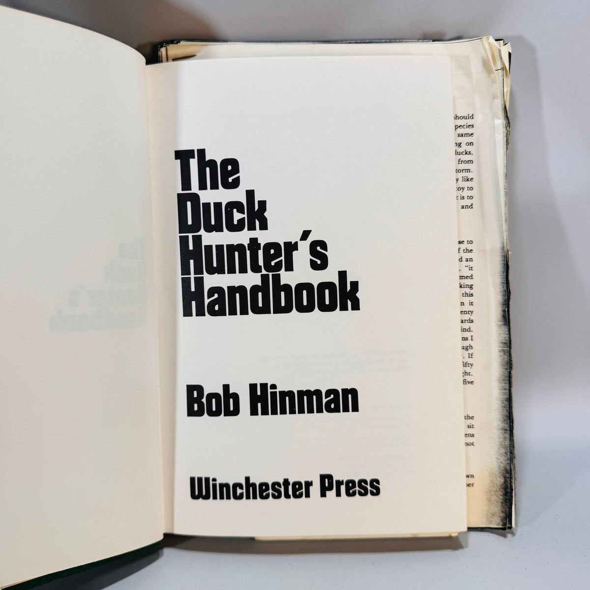 The Duck Hunter’s Handbook (1977, Third Printing) — Bob Hinman | Winchester Press, B/W Photos, Waterfowl Hunting Outdoor Sports