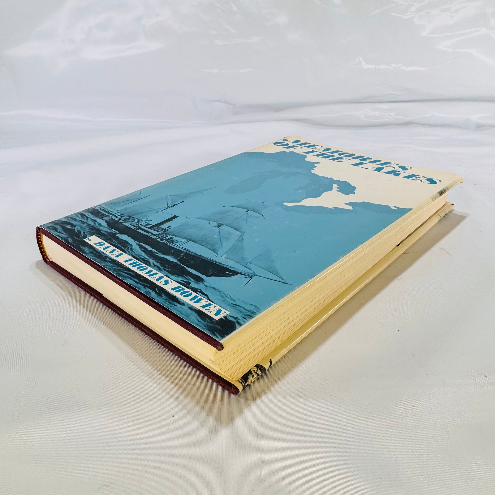 Memories of the Lakes by Dana Thomas Bowen (1969), Freshwater Press, Hardcover with Dust Jacket