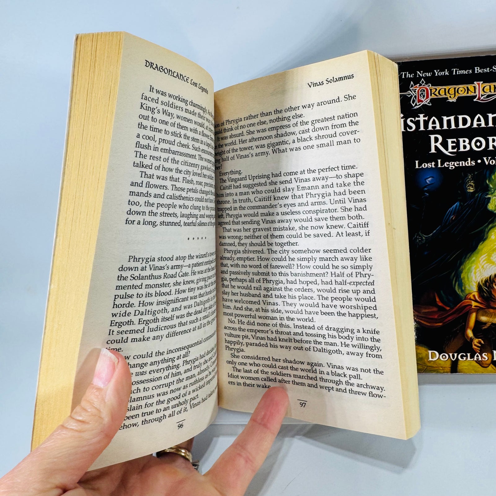Dragonlance Fantasy Paperback Set — Lost Legends Volumes I–II (1997) — J. Robert King & Douglas Niles | Vinas Solamnus, Fistandantilus Reborn, Fantasy Adventure