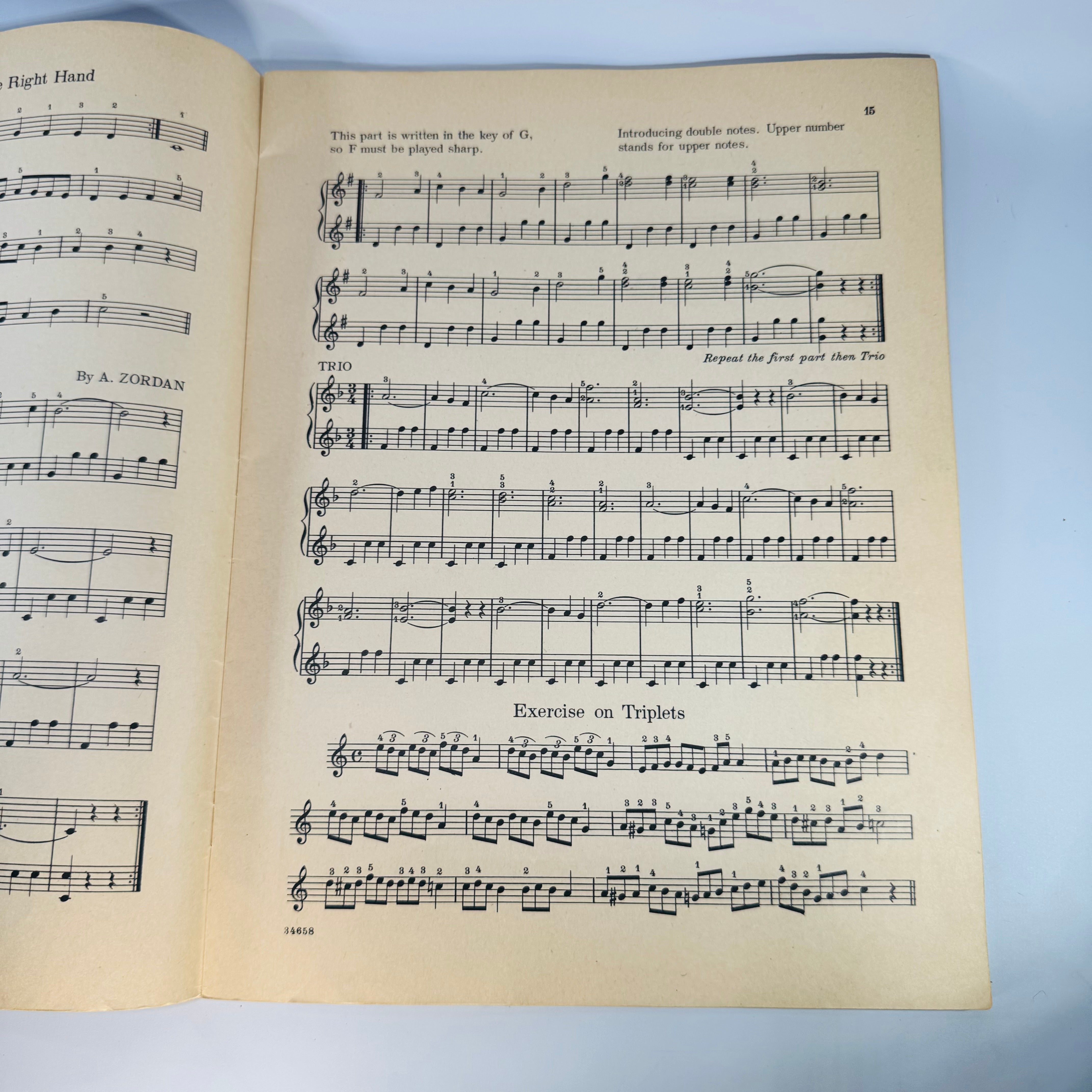 Vintage Accordion Method Book – Zordan Treble Clef Edition