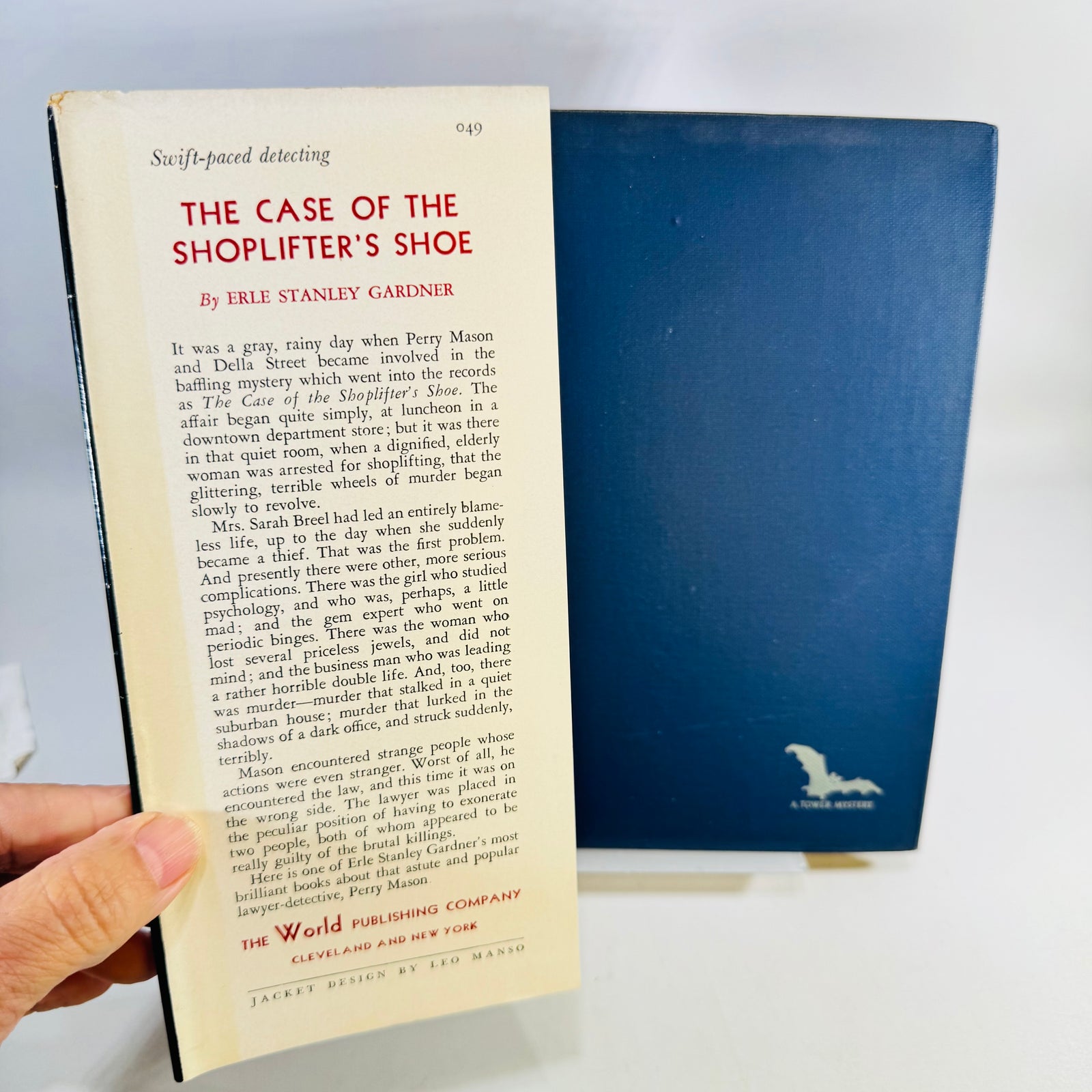 The Case of the Shoplifter's Shoe by Erle Stanley Gardner 1945 Tower Books Second Printing Hardcover with Dust Jacket