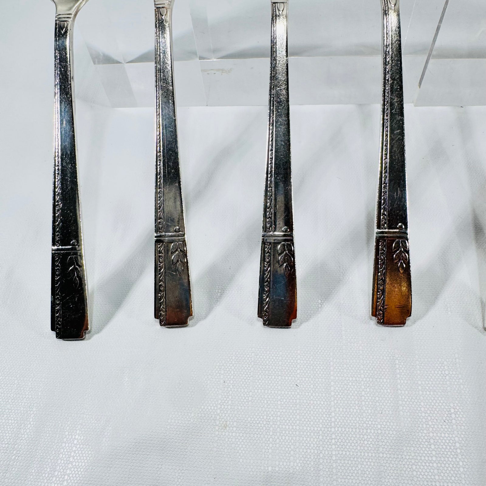 Oneida Prestige Plate Grenoble 1938 Set of 7 Silverplate Teaspoons