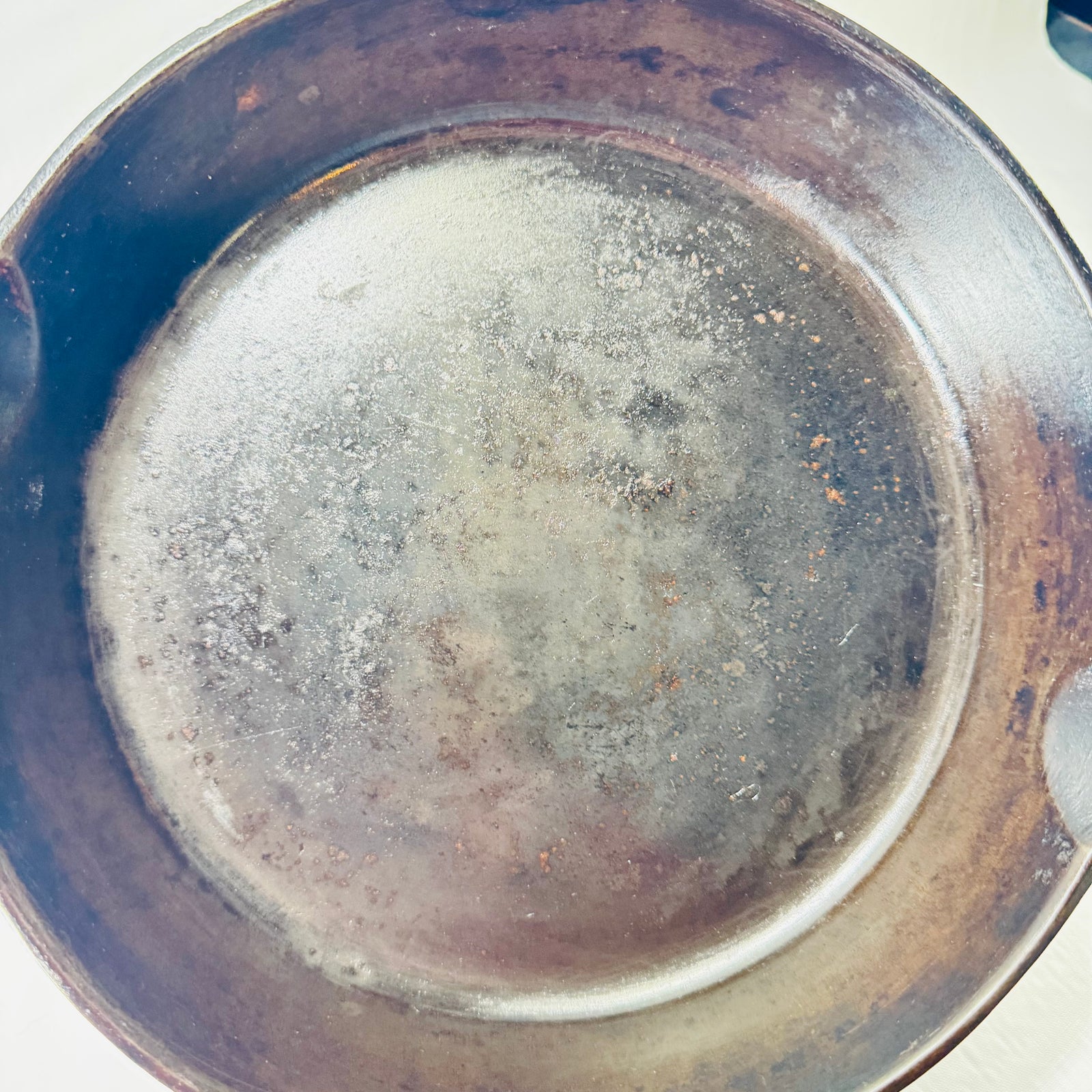 Wagner Ware Sidney -O- No. 8 Cast Iron Skillet 1058 1935 to 1959