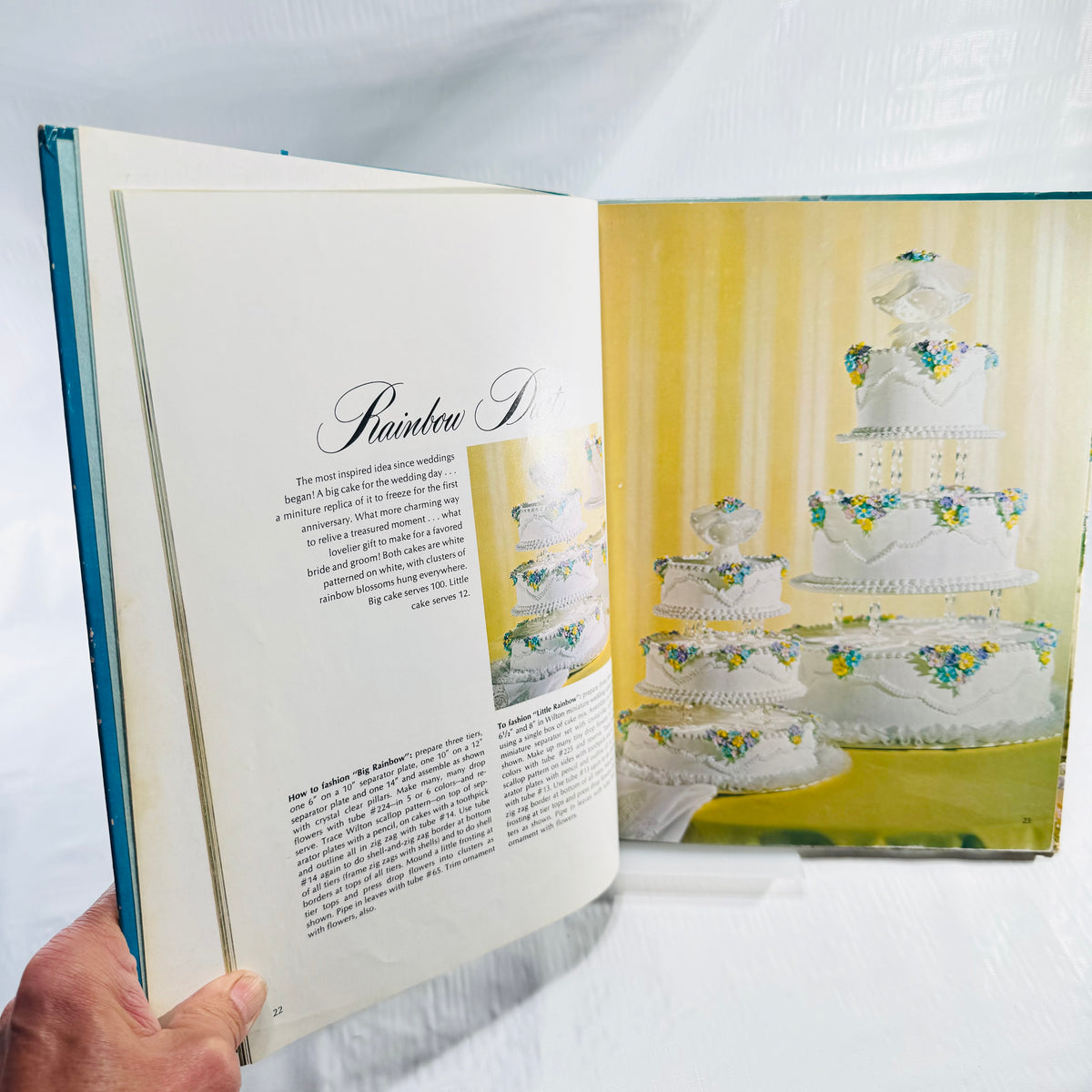The Wilton Book of Wedding Cakes 1971 Hardcover Cake Decorating Book