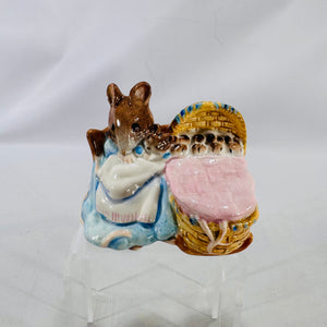 Beatrix Potter “Hunca Munca” with Babies • Beswick England 1951 • Hand-painted ceramic figurine • 4x2x2 • Gift-ready nursery decor