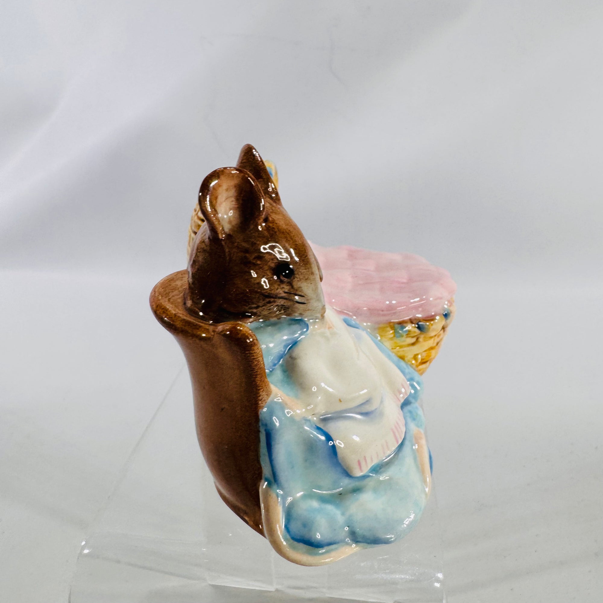 Beatrix Potter “Hunca Munca” with Babies • Beswick England 1951 • Hand-painted ceramic figurine • 4x2x2 • Gift-ready nursery decor