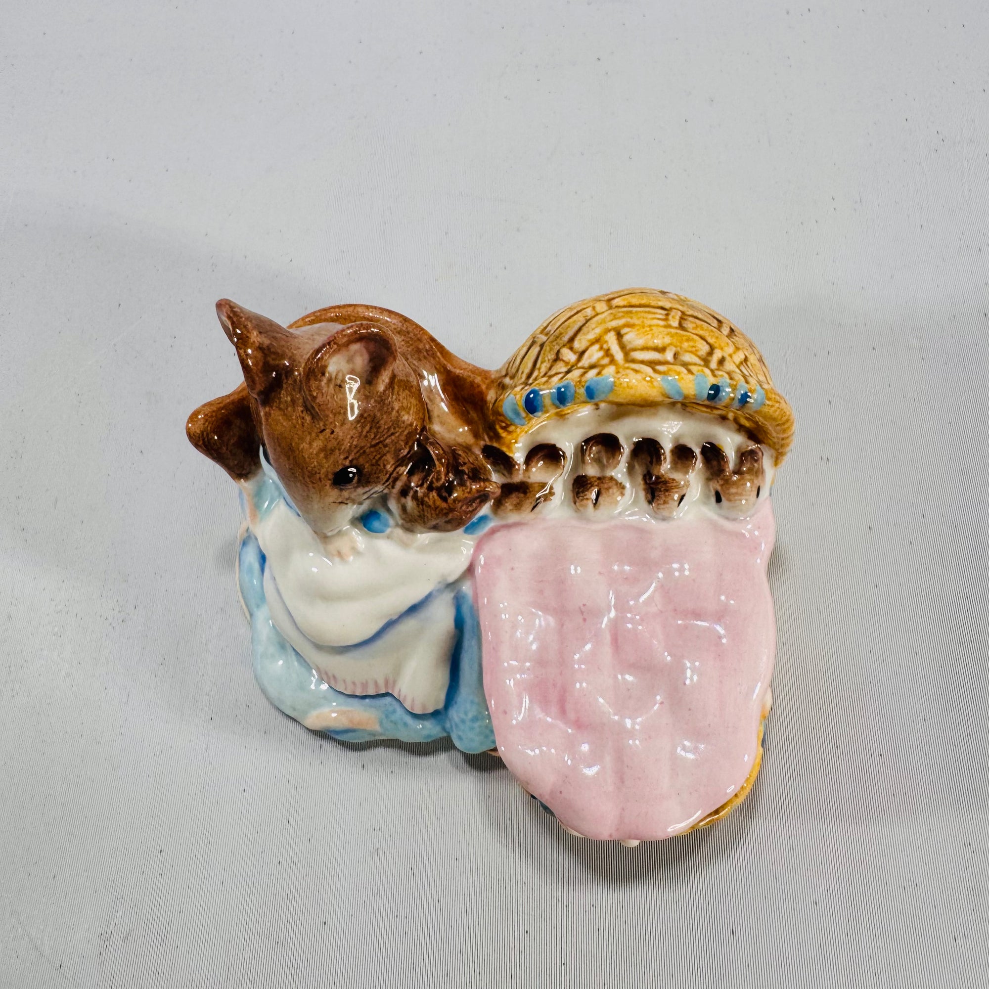 Beatrix Potter “Hunca Munca” with Babies • Beswick England 1951 • Hand-painted ceramic figurine • 4x2x2 • Gift-ready nursery decor