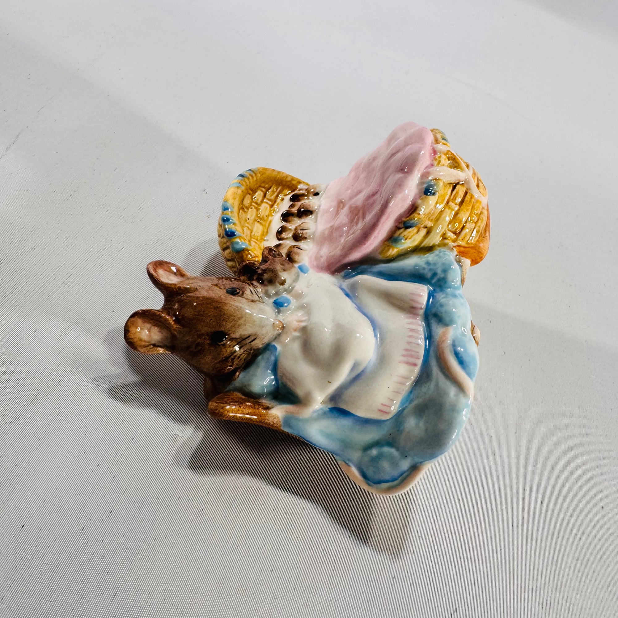 Beatrix Potter “Hunca Munca” with Babies • Beswick England 1951 • Hand-painted ceramic figurine • 4x2x2 • Gift-ready nursery decor
