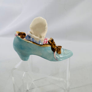 Beatrix Potter Beswick Figurine — “The Old Woman Who Lived in a Shoe” (1959)