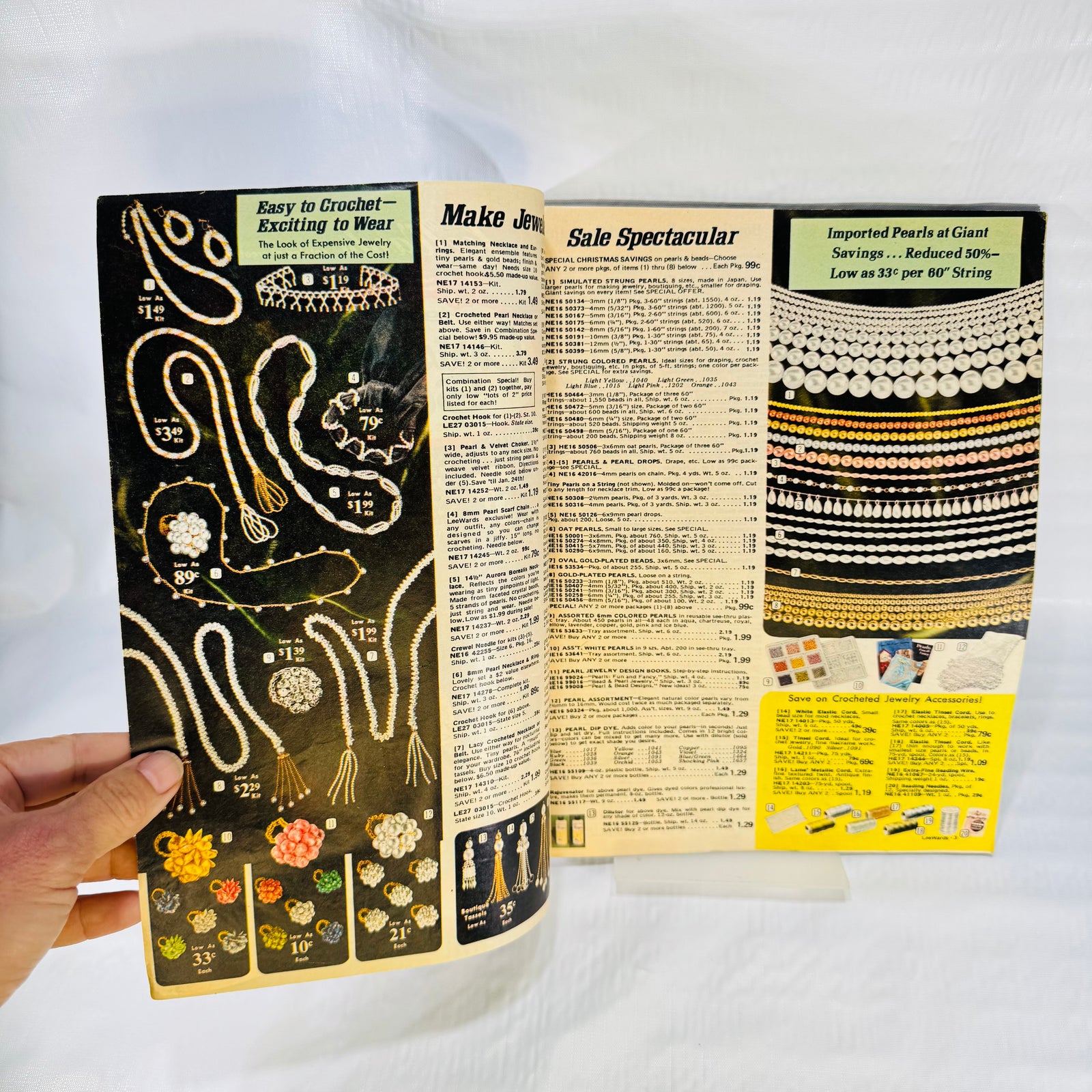 LeeWards 1972 Christmas Sale Catalog Craft Needlework Holiday Mail Order