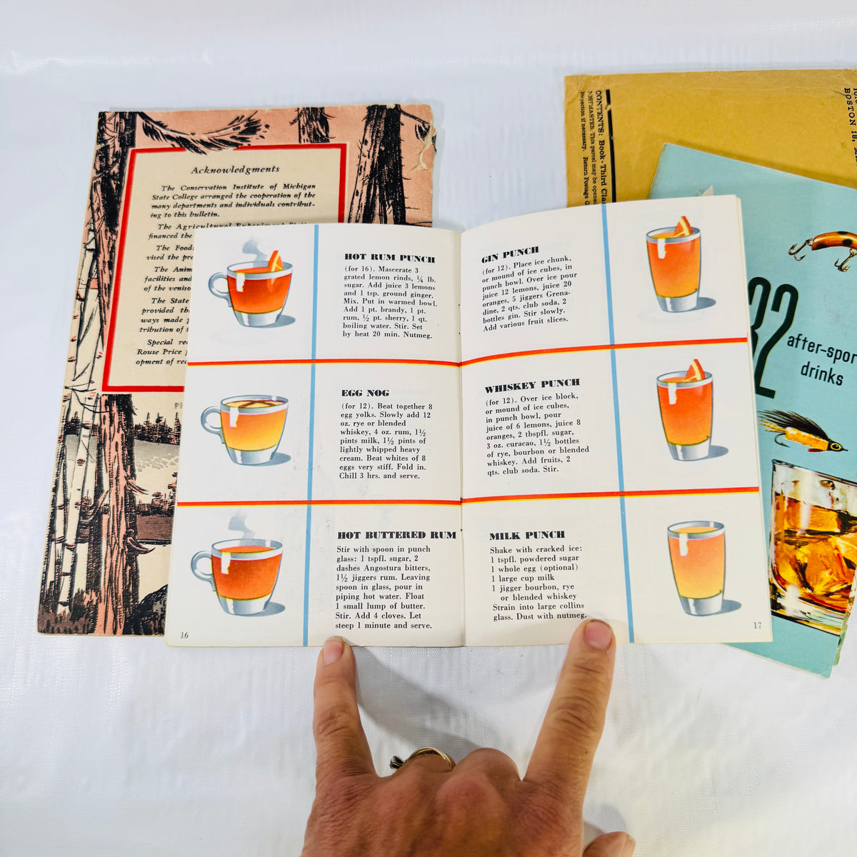Venison from Forest to Table 1943 + Fine Cocktails Made Easy + Southern Comfort 32 Drinks Lot