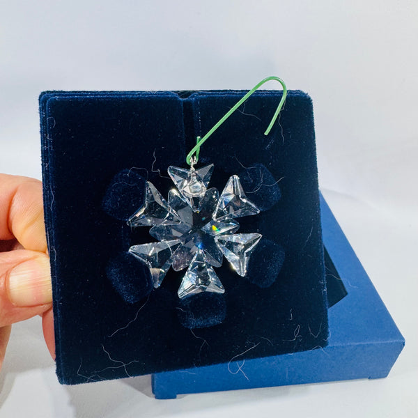 Swarovski Crystal Poinsettia Ornament - Reading Vintage