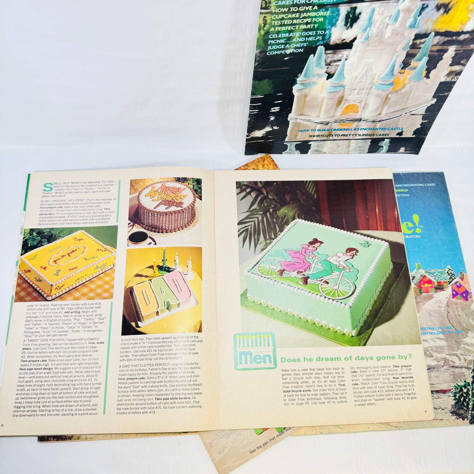 Wilton Celebrate! Magazine 1973 Lot of 5 Cake Decorating Holiday Issues