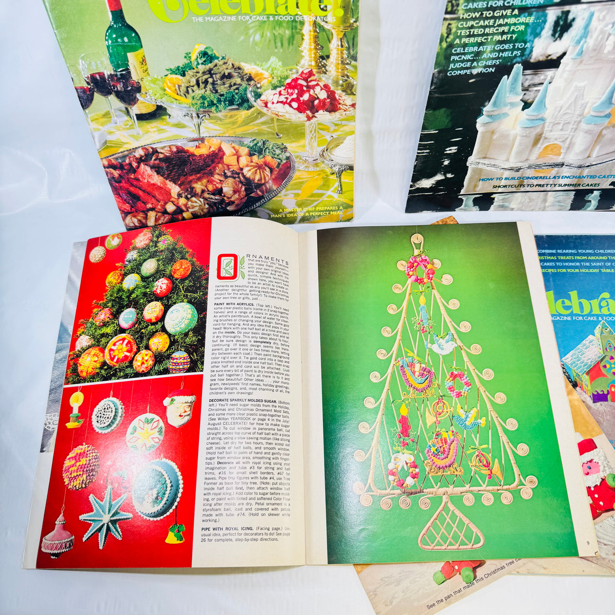 Wilton Celebrate! Magazine 1973 Lot of 5 Cake Decorating Holiday Issues