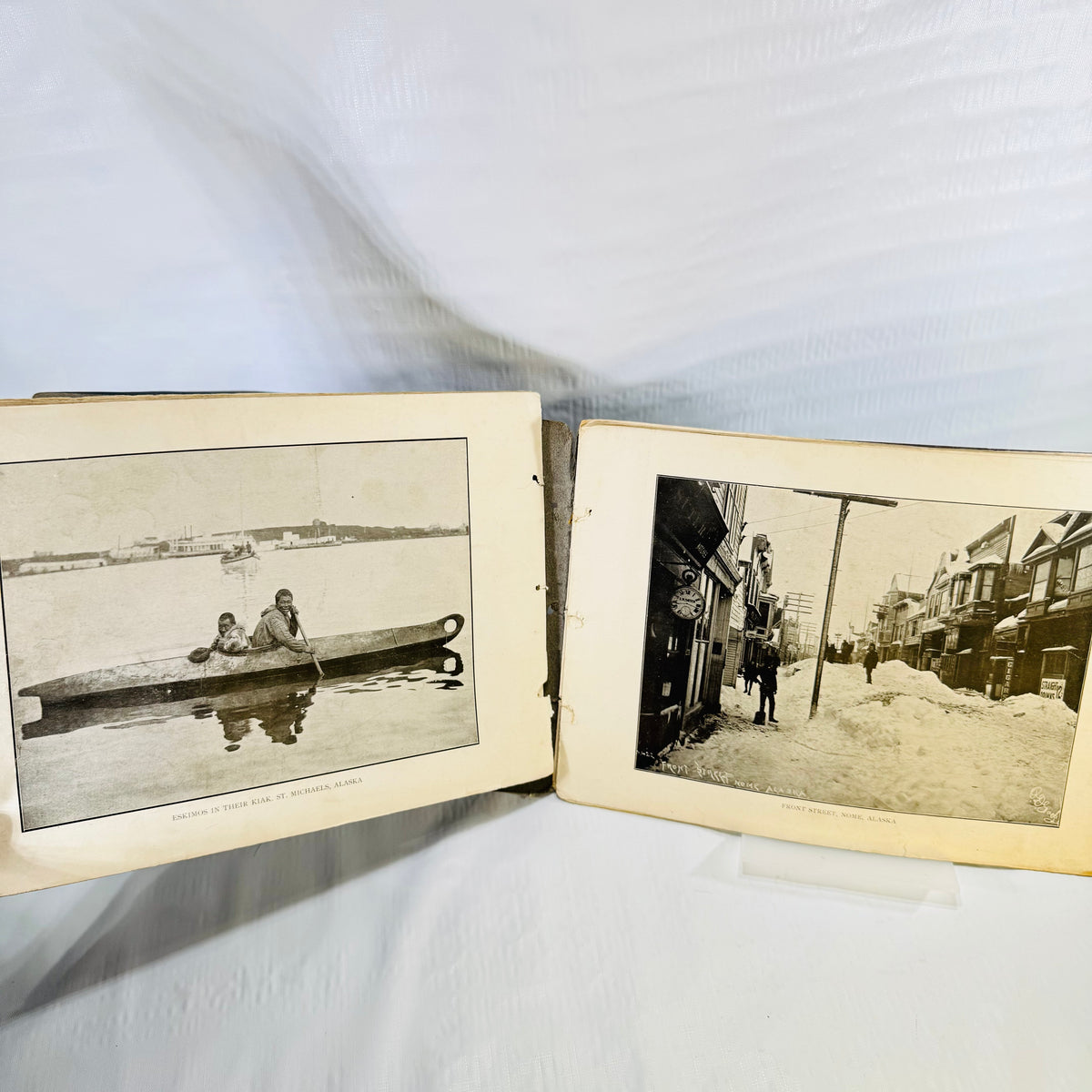 Souvenir of North Western Alaska by O.D. Goetze Circa 1904 Photographic Booklet