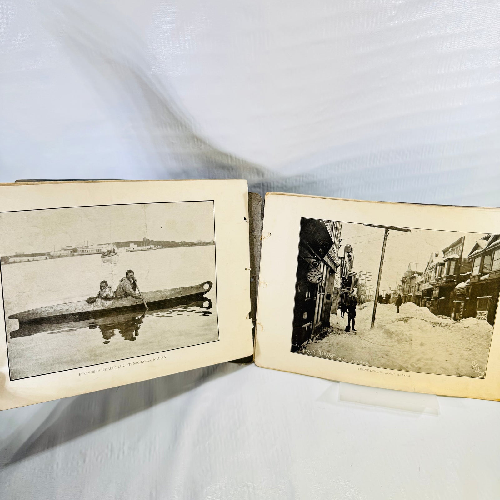 Souvenir of North Western Alaska by O.D. Goetze Circa 1904 Photographic Booklet