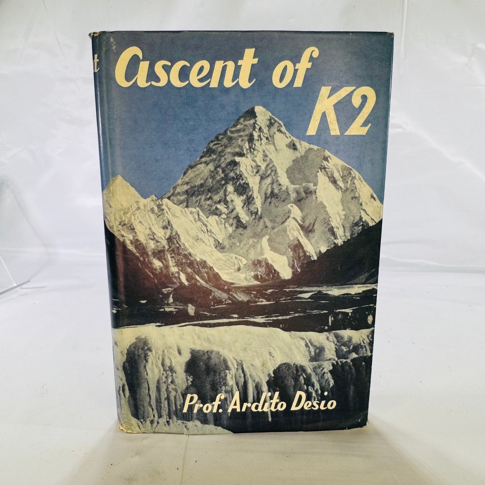 Ascent of K2 by Prof. Ardito Desio (1955), Elek Books Hardcover