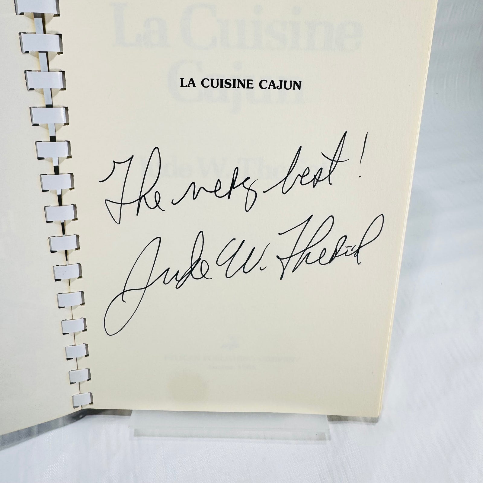 La Cuisine Cajun by Jude W. Theriot, 1986 Pelican Spiral Cookbook