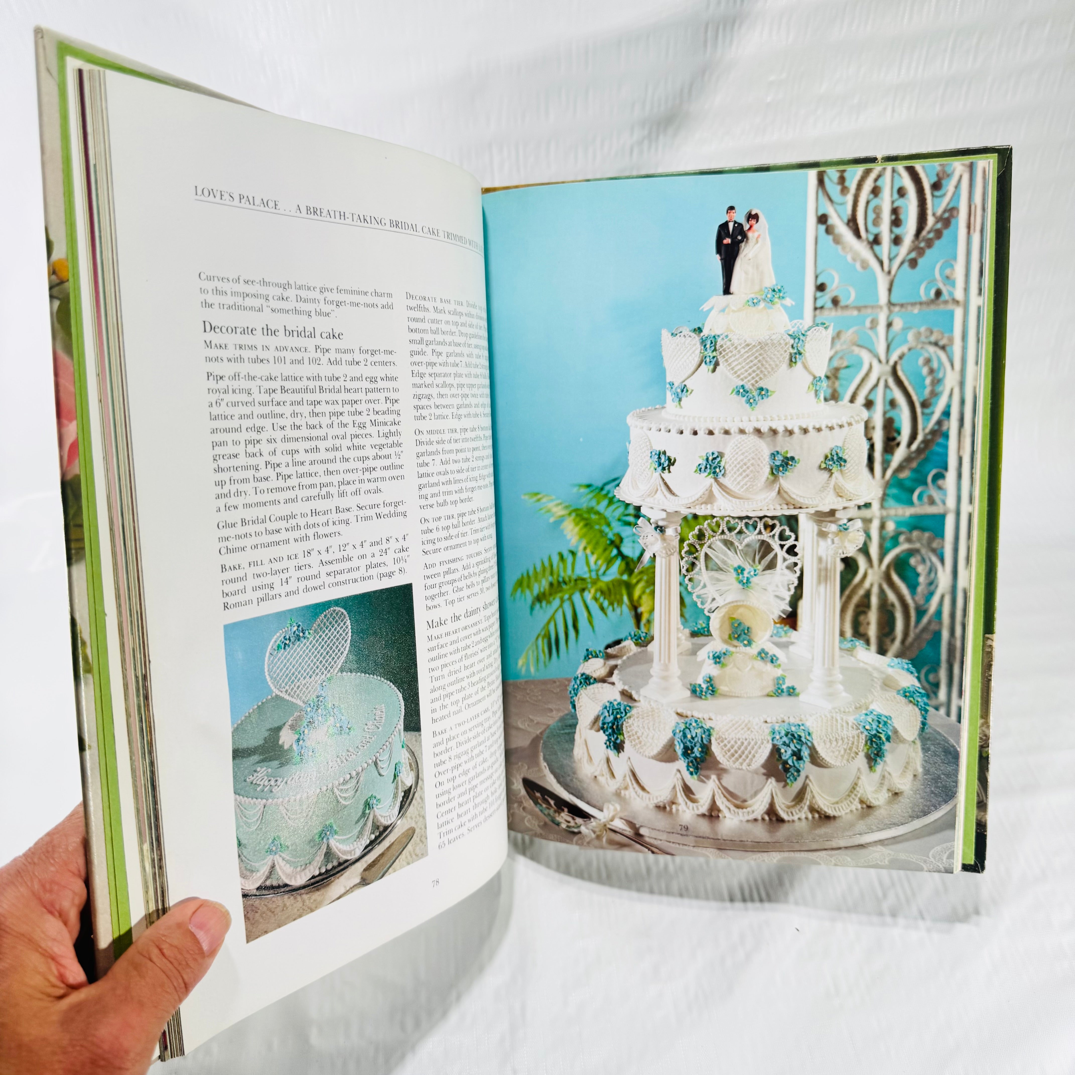 Beautiful Bridal Cakes Wilton 1978 Decorating Book - Reading Vintage