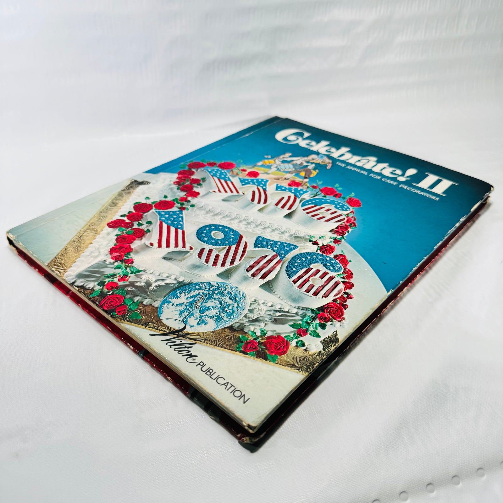 Celebrate! II The Annual for Cake Decorators 1975 First Edition Wilton